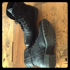 “Extreeme” by Eddie Mars, NWOT size 10